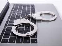 被侵权人有权请求污染环境的侵权人承担惩罚性赔偿吗