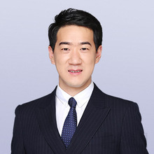 范伟律师