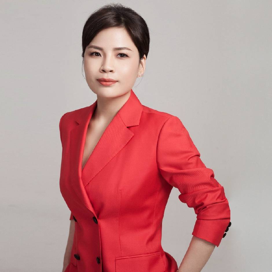 李丽