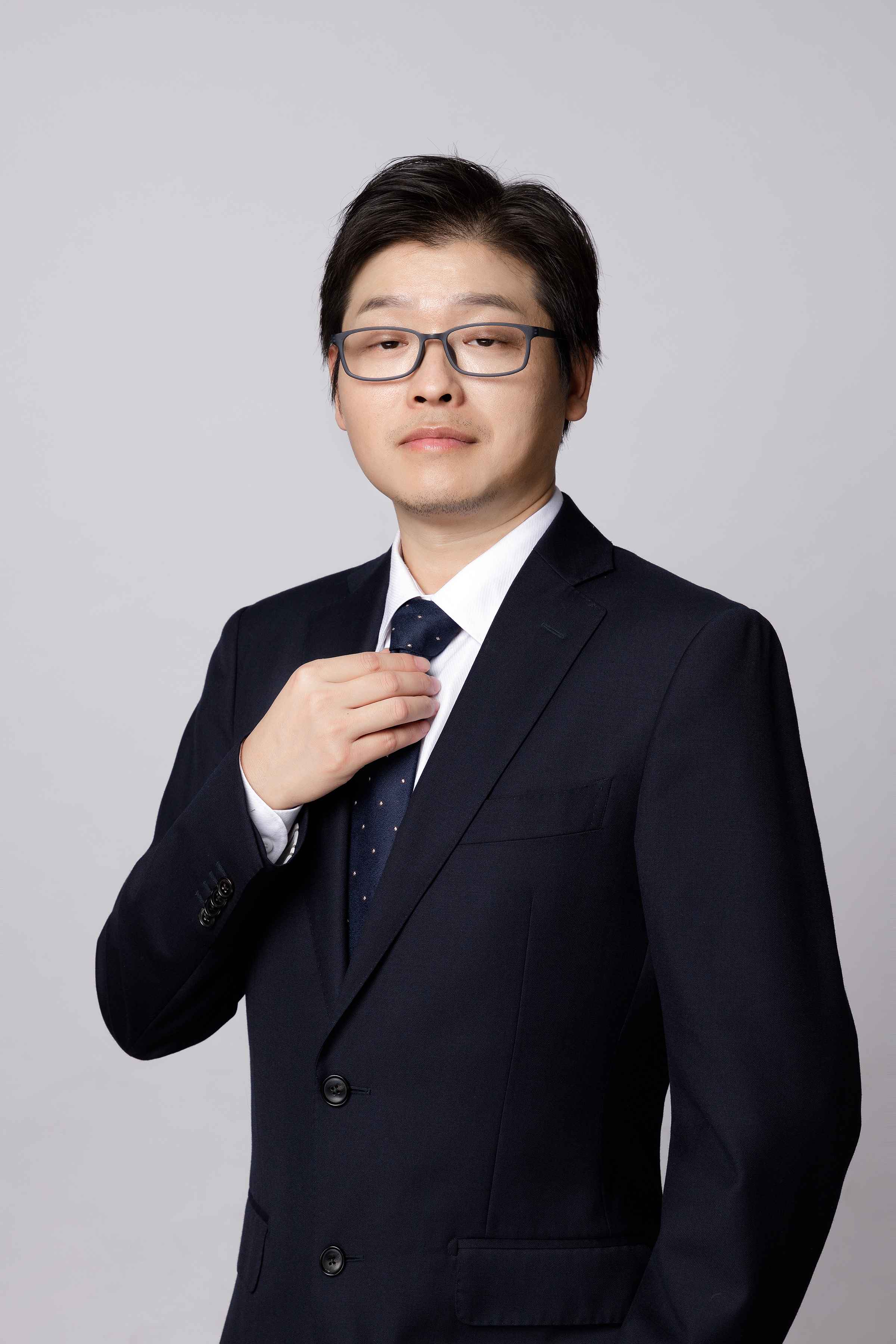 俞强律师