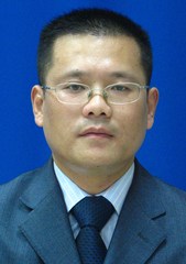 周茂群律师