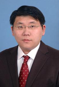 王亮律师