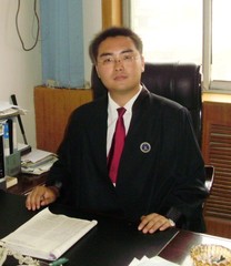 李丛坤律师