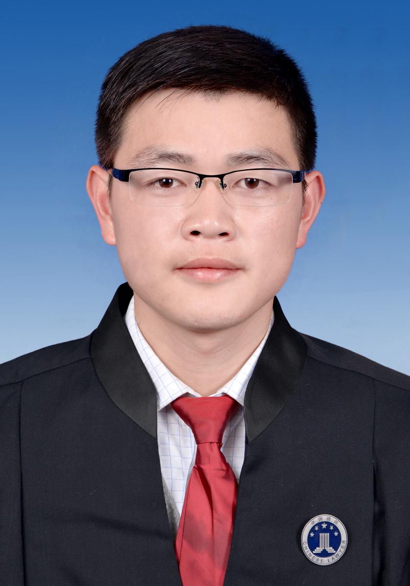 李仕春律师