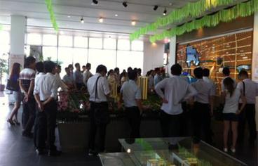 中介服务机构的作用