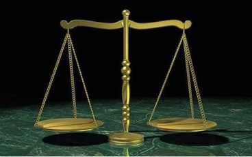 公诉人起诉书格式