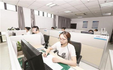 企业在员工哺乳期内解除劳动合同要如何赔偿