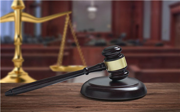 一审刑事判决书应当送达给谁?