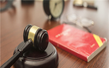 海关偷逃关税判刑