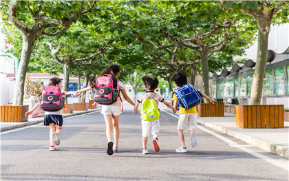 学生户口迁移证怎么办理