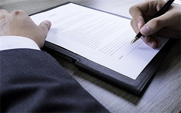 合同诈骗10万能判缓刑吗
