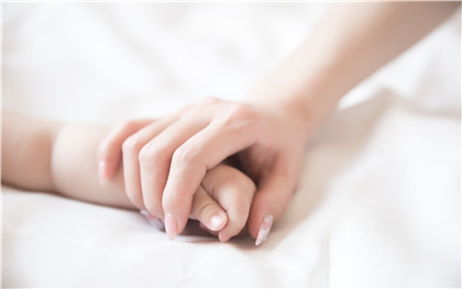 未婚婚育证明