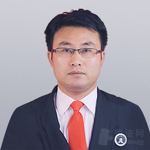 李明
